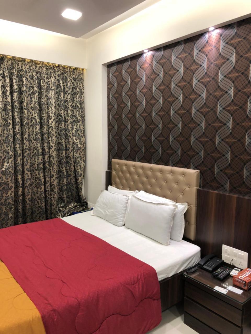 Hotel Antique - Colaba Mumbai  Buitenkant foto